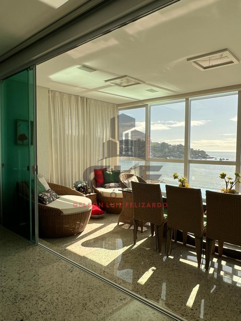 Apartamento Pronto de Alto Padrão na cidade de Itapema/SC no bairro Centro com 4Suítes e 2Vagas de Garagem. Localização Privilegiada em Frente ao Mar!
