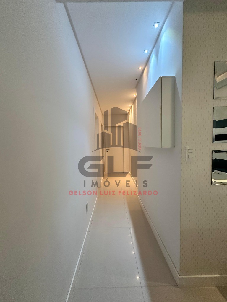 Apartamento Pronto de Luxo Mobiliado na cidade de Itapema/SC no bairro Meia Praia, 4suítes e piscina privativa, com Lazer Completo. Bem localizado