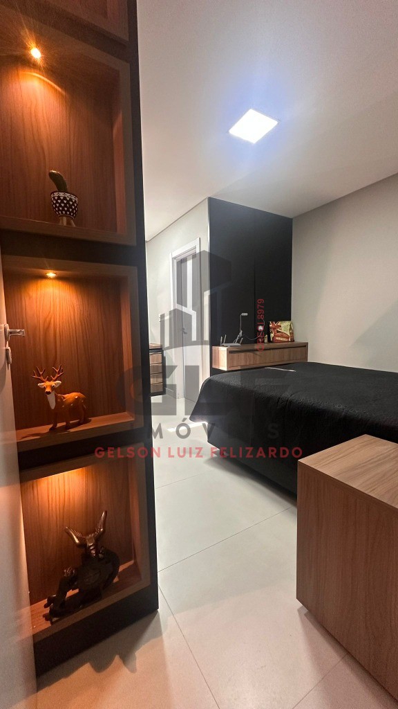 Sobrado Geminado Finamente Mobiliado em Itapema/SC no bairro Morretes, 95m² com 2 Suítes, Área gourmet com Churrasqueira e porcelanato. Ótimo Investi