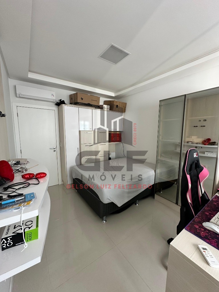 Apartamento Pronto de Luxo Mobiliado na cidade de Itapema/SC no bairro Meia Praia, 4suítes e piscina privativa, com Lazer Completo. Bem localizado