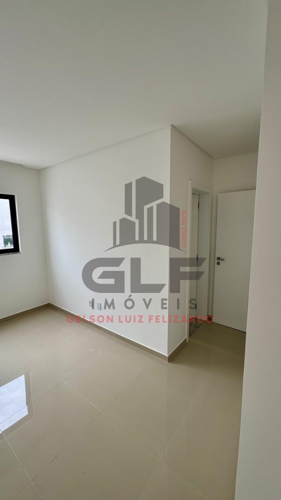 Casa Sobrado Geminado Pronto à venda na cidade de Itapema/SC no bairro Morretes, com 2 Suítes e 2 Vagas de Garagem. Bem Localizado