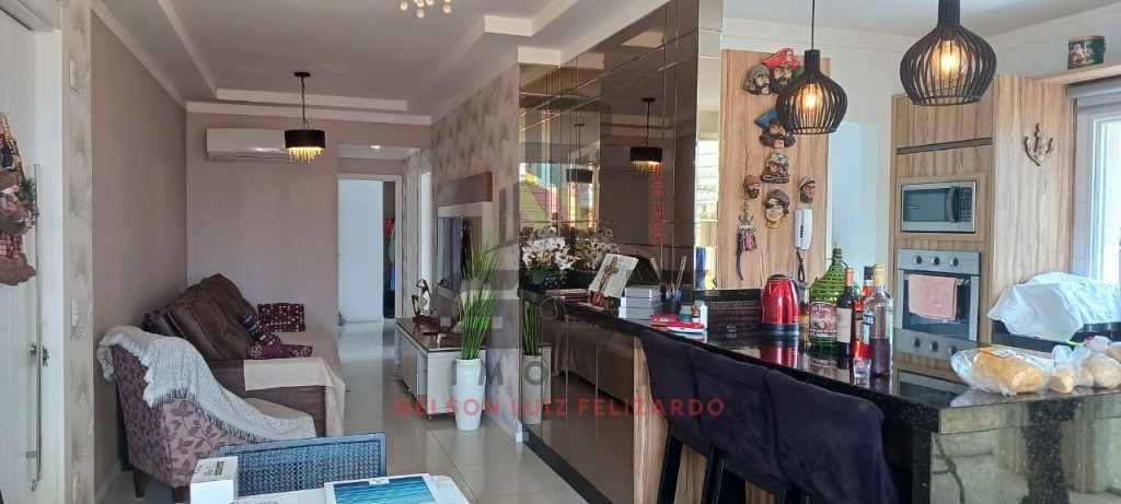 Apartamento Pronto Mobiliado em Porto Belo/SC no bairro Balneário Pereque, 3 Dormitórios/ 1 Suíte e 2 Vagas. Bem localizado a 500 Metros do Mar