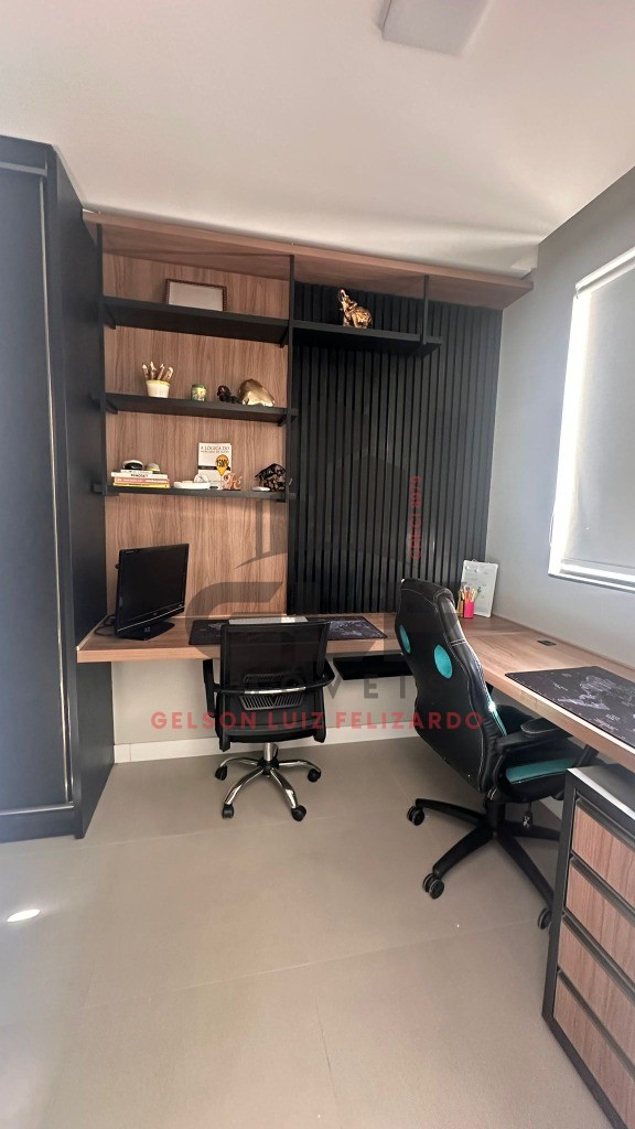Sobrado Geminado Finamente Mobiliado em Itapema/SC no bairro Morretes, 95m² com 2 Suítes, Área gourmet com Churrasqueira e porcelanato. Ótimo Investi
