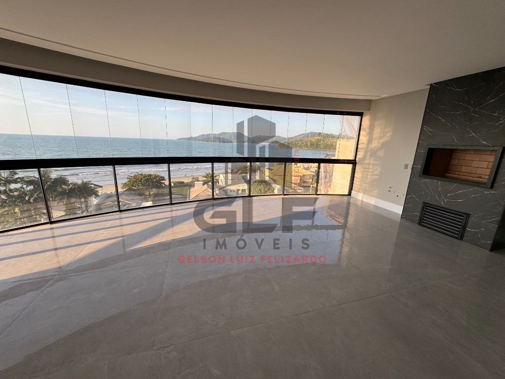 Apartamento Pronto Frente Mar em Porto Belo/SC no bairro Balneário Perequê, 4 suítes sendo 01 master e 3 Vagas de garagem. Bem localizado. Investir