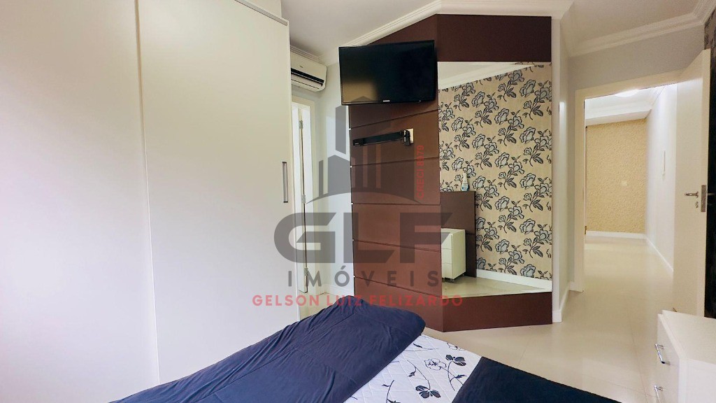 Apartamento Pronto de Alto Padrão Quadra Mar na cidade de Itapema/SC, no bairro Meia Praia, com 2 dormitórios sendo 1 Suíte e 2 Vagas de Garagem.