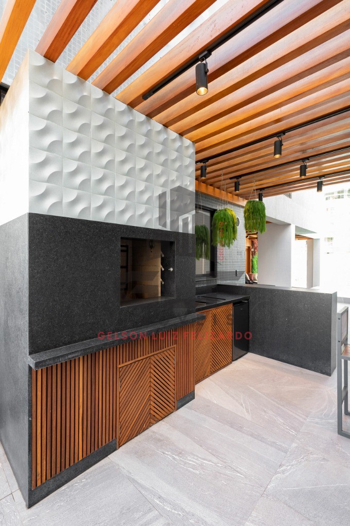 Apartamento de Luxo Pronto na cidade de Itapema/SC no bairro Meia Praia, 3suítes e 3Vagas de garagem 123,73m² com Lazer Completo. Bem localizado