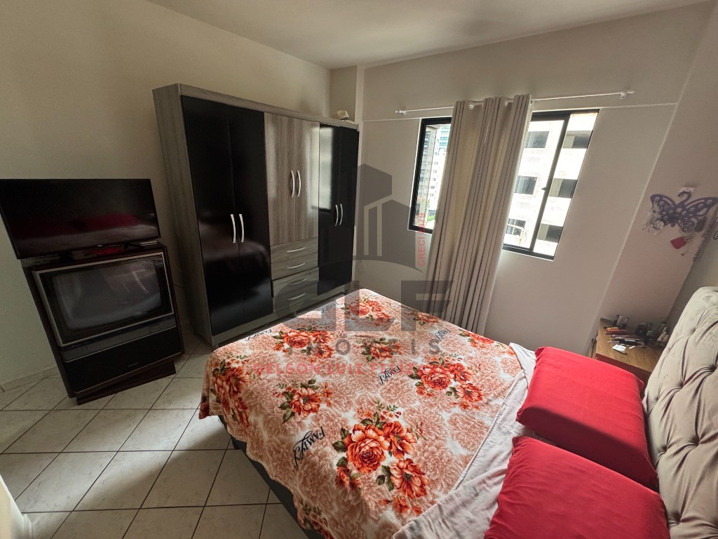 Apartamento Mobilaido Pronto para morar em Itapema/SC no bairro Meia Praia, 80m² com 2 Dormitórios/ 1suíte e 1 Vaga de garagem. Bem localizado.