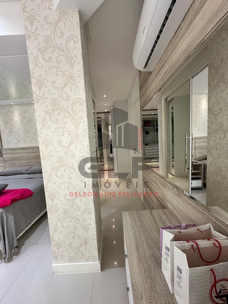 Apartamento Pronto de Luxo Mobiliado na cidade de Itapema/SC no bairro Meia Praia, 4suítes e piscina privativa, com Lazer Completo. Bem localizado