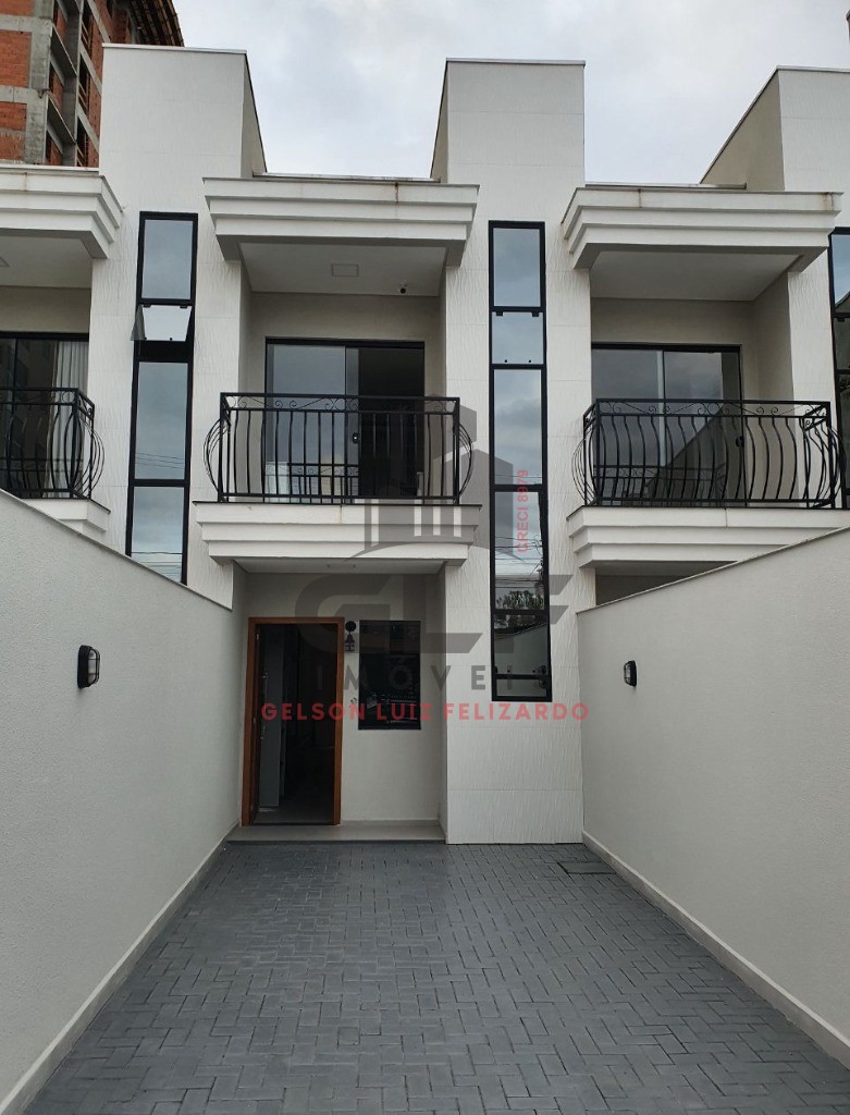 Sobrado Geminado Finamente Mobiliado em Itapema/SC no bairro Morretes, 95m² com 2 Suítes, Área gourmet com Churrasqueira e porcelanato. Ótimo Investi