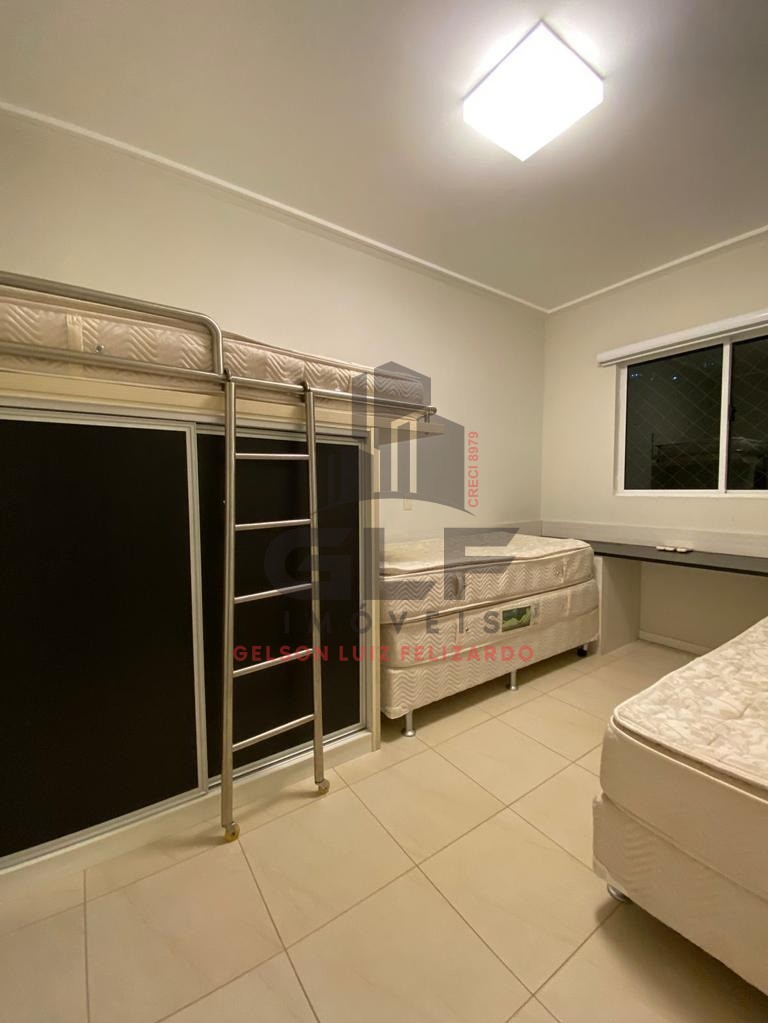 Apto Pronto Para morar em Itapema/SC bairro Meia Praia, com 107m² área privativa, sendo 3 dormitório e 1 suíte, 2 vagas de garagem lado a lado