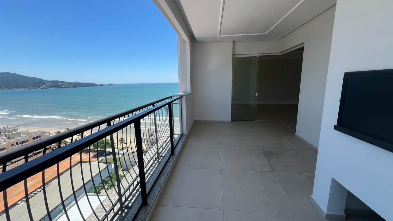 Apto Pronto em Itapema/SC bairro Meia Praia, com 190m² área privativa sendo, 4 suítes, 3 vagas de garagem, área de lazer completa
