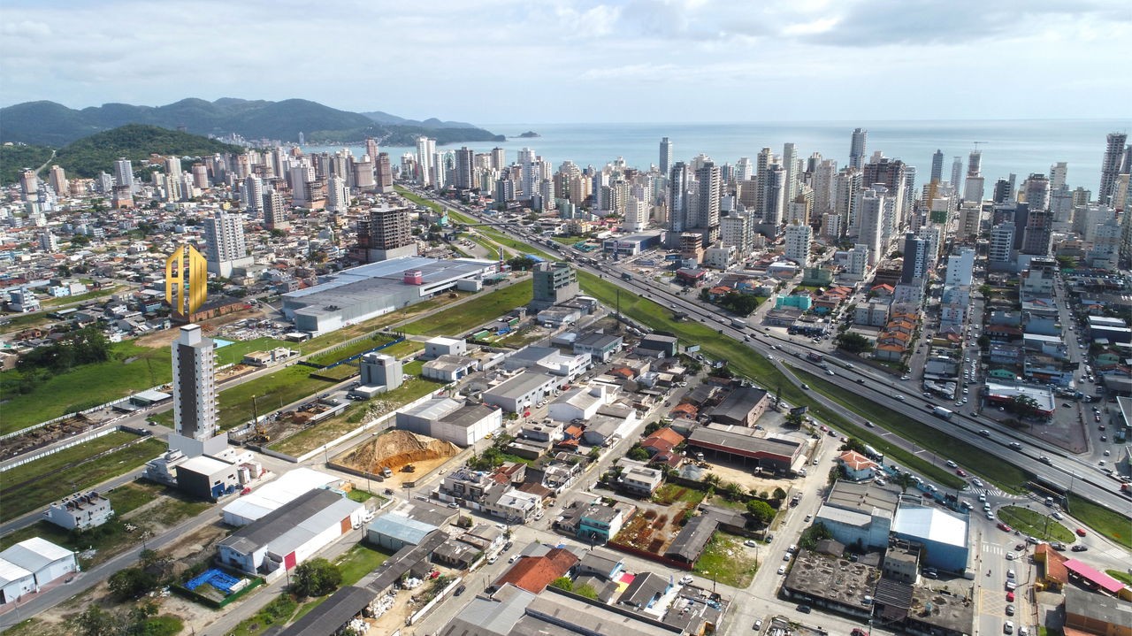 Apto pronto para morar em itapema/sc bairro morretes, com 63