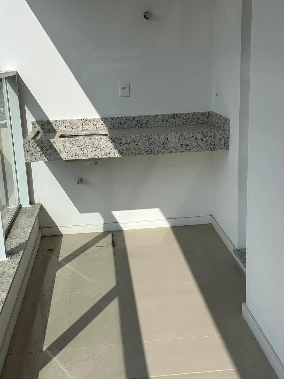 Apto pronto em camboriú, com 71,60m² área privativa, com 2 d