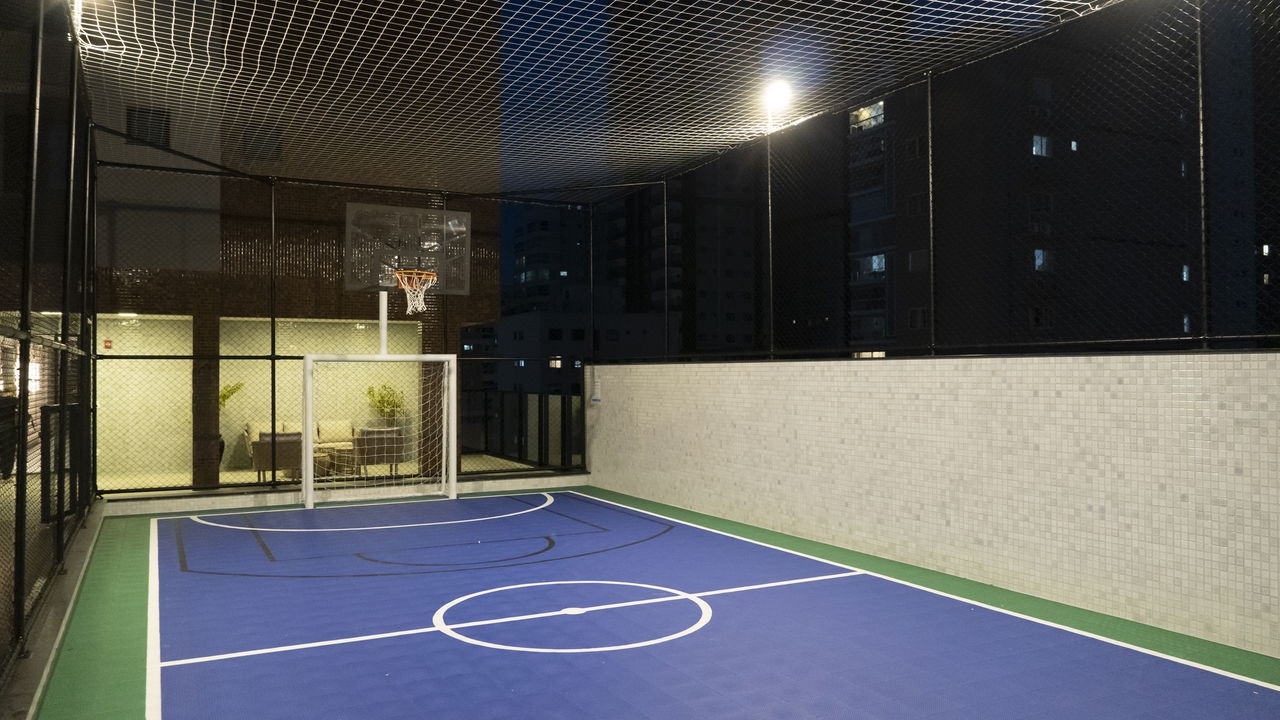 Apto Pronto em Itapema/SC bairro Meia Praia, com 116,58m² área privativa, sendo 3 suítes, 3 vagas de garagem, área de lazer completa