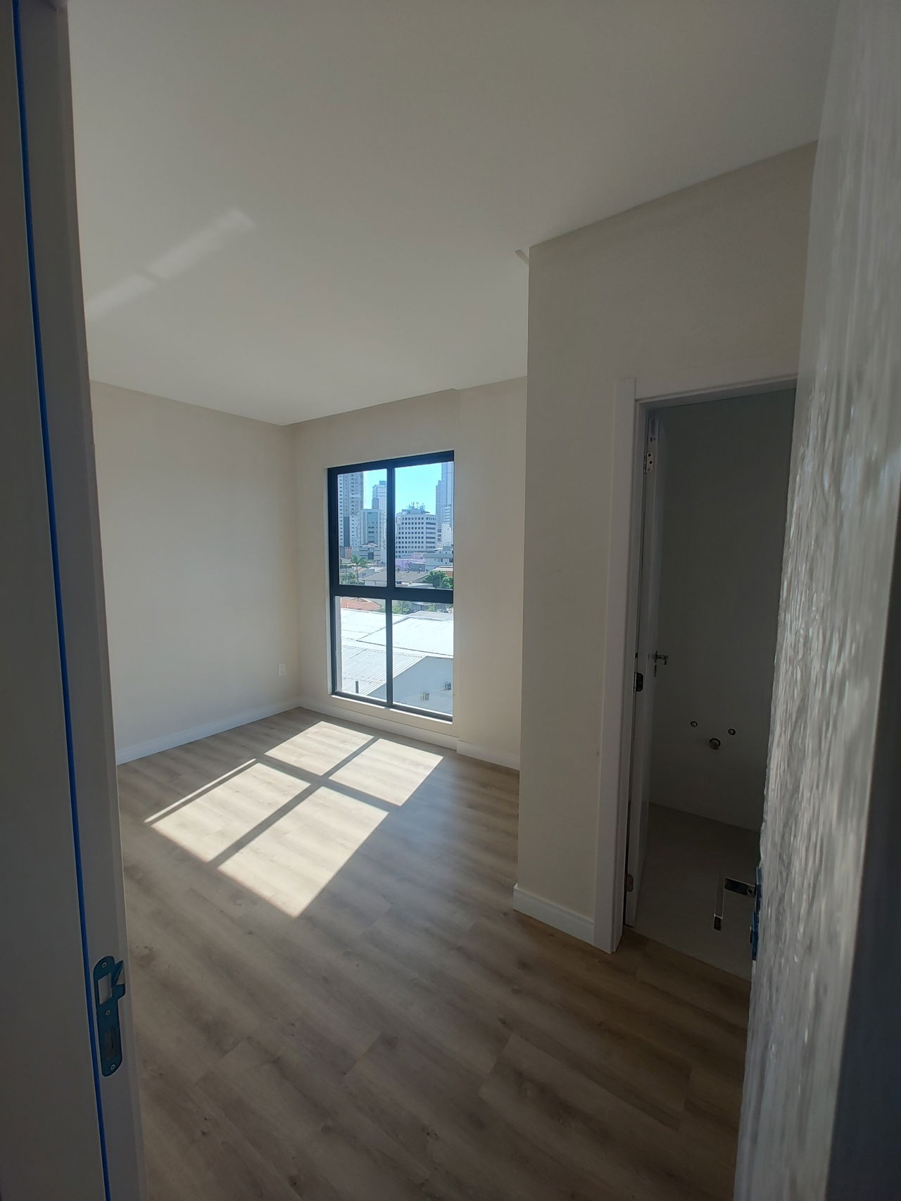 Apto pronto em balneário camboriú, com 68,45m² área privativ