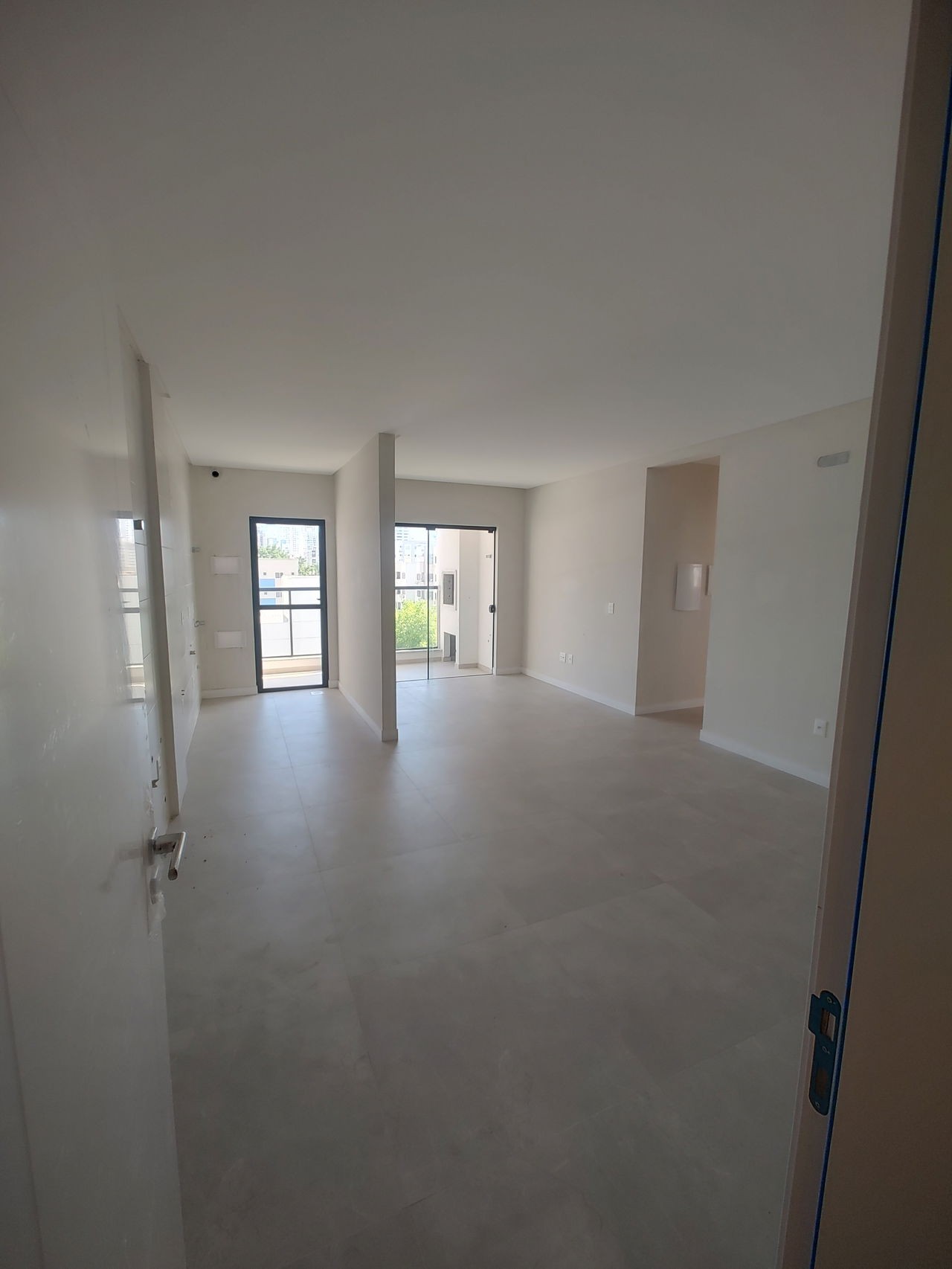 Apto pronto em balneário camboriú, com 68,45m² área privativ