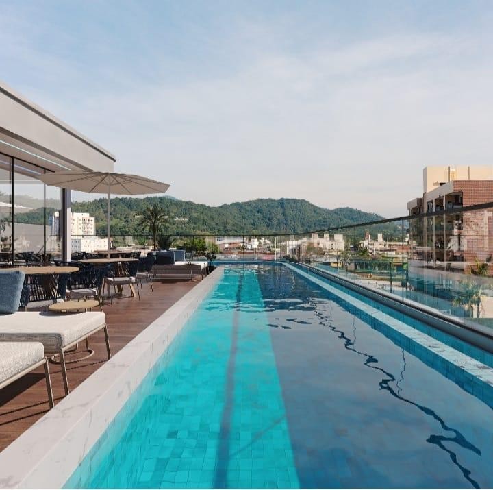 Apto em Construção em Balneário Camboriú, com 140,02m² área privativa sendo 4 suítes, 3 vagas de garagem