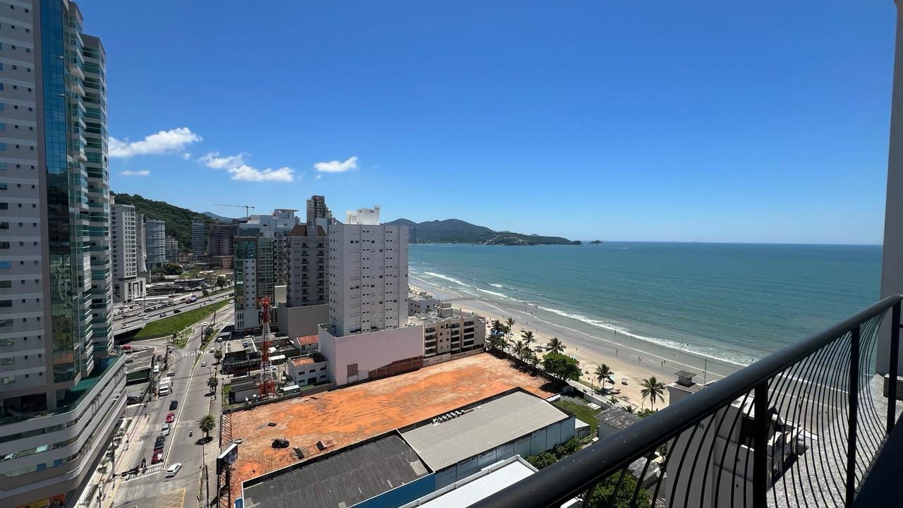 Apto Pronto em Itapema/SC bairro Meia Praia, com 190m² área privativa sendo, 4 suítes, 3 vagas de garagem, área de lazer completa