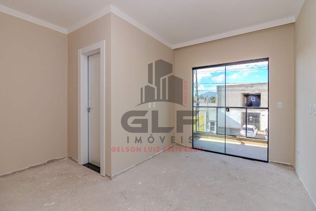 Casa Sobrado Novo em Itapema/SC no Sertão do Trombudo, com 120m², 2 suítes e 1 vaga de garagem. 35m² de terraço