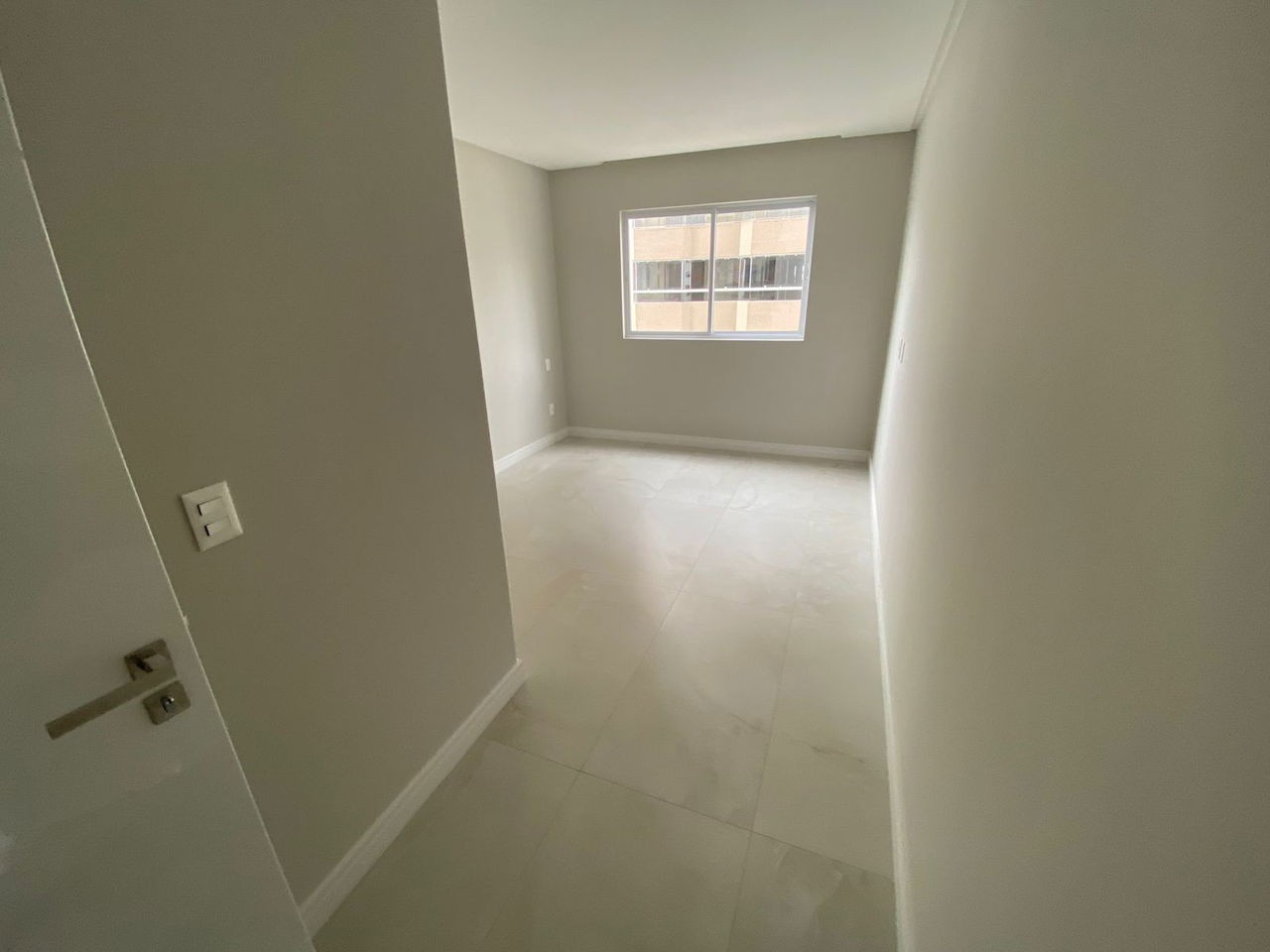 Apto pronto de luxo na cidade de balneário camboriú/sc, no b