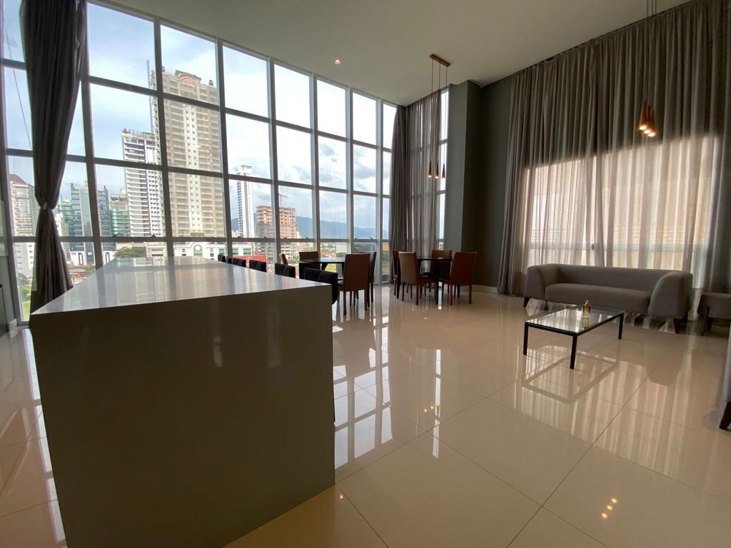Apto Pronto em Itapema/SC bairro Meia Praia, 142m² área privativa, sendo 3 suítes, 3 vagas de garagem, área de lazer completa