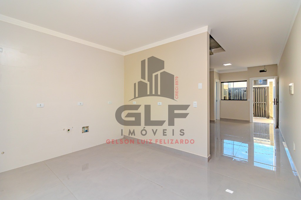 Casa Sobrado Novo em Itapema/SC no Sertão do Trombudo, com 120m², 2 suítes e 1 vaga de garagem. 35m² de terraço