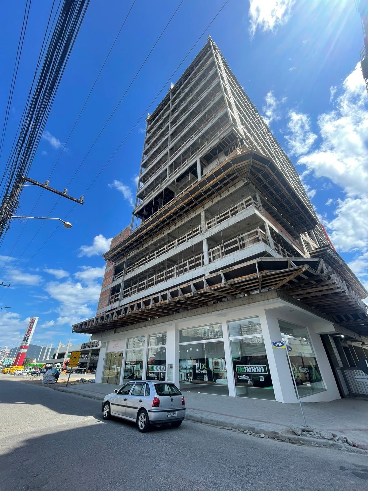Apto Pronto em Itapema, bairro Morretes, com 43,89m² área privativa com 2 dormitórios sendo 1 suíte, 1 vaga de garagem