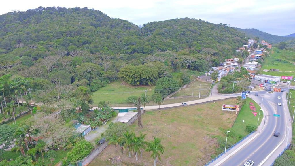 Terreno divisa com baln.camboriú e camboriú, bairro nova esp