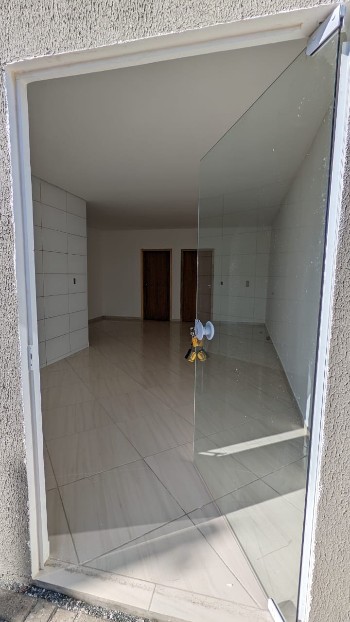 Casas itajaí bairro rio do meio, com 600m² de área, bem loca