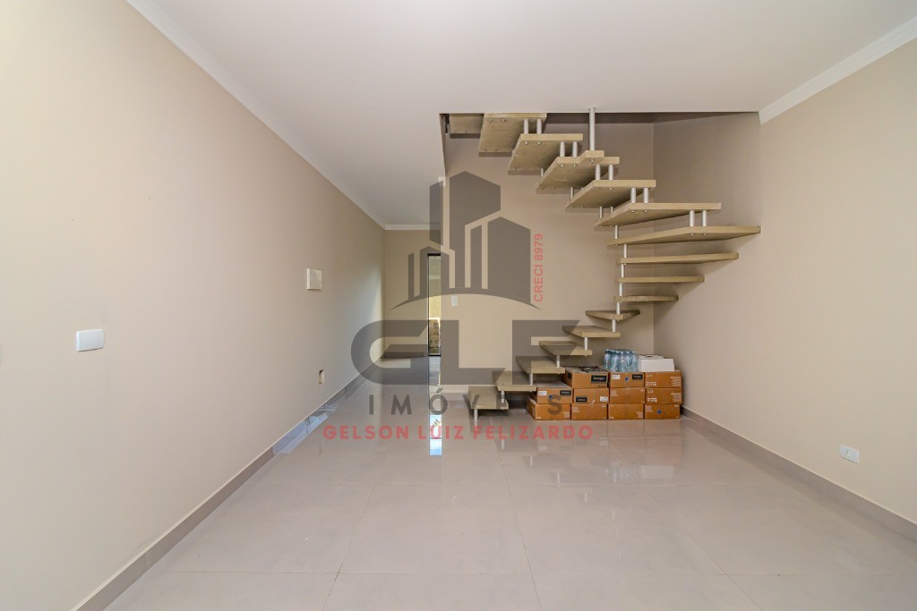 Casa Sobrado Novo em Itapema/SC no Sertão do Trombudo, com 120m², 2 suítes e 1 vaga de garagem. 35m² de terraço