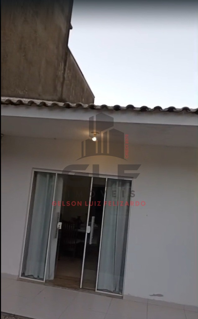 Casa individual, sozinha no terreno em itapema/sc, no bairro
