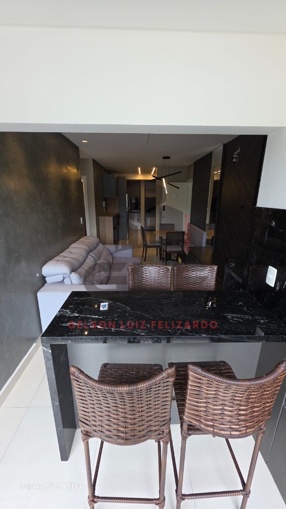 Apto Pronto e Mobiliado em Itapema/SC com 70m² área privativa, com 2 dormitórios sendo 1 suíte, 1 vaga de garagem, área de lazer completa