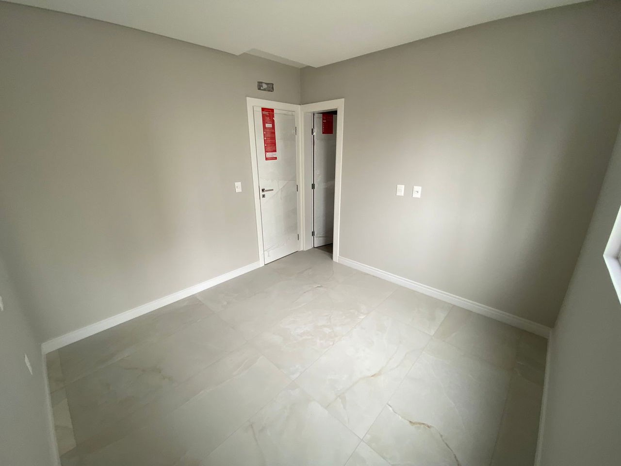 Apto pronto de luxo na cidade de balneário camboriú/sc, no b