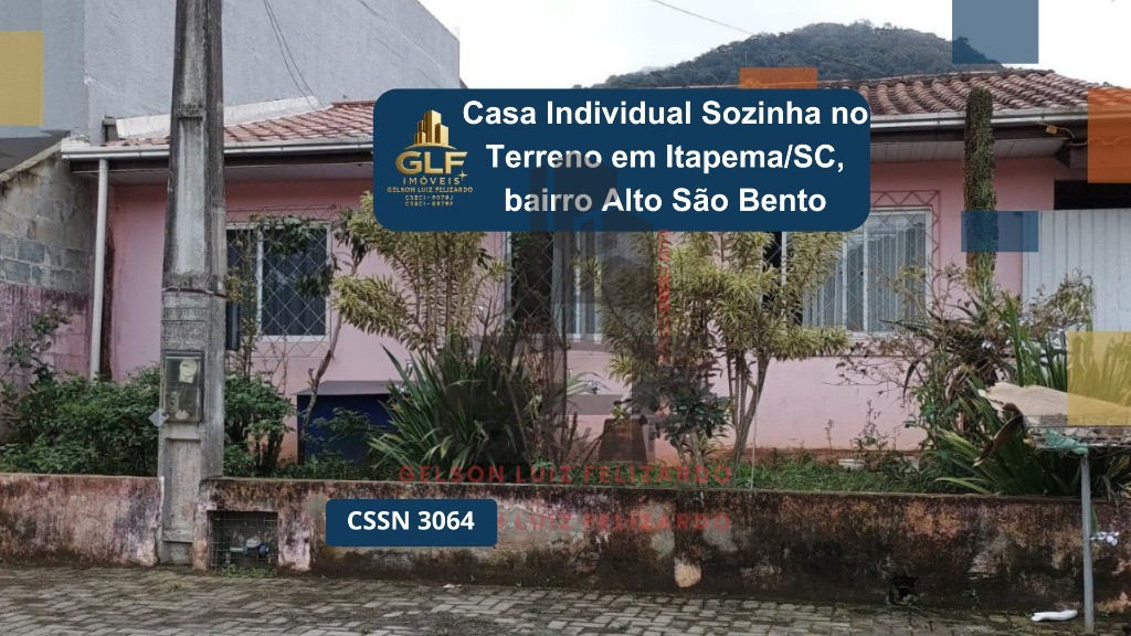 Casa Individual, Sozinha no terreno em Itapema/SC, no bairro Alto São Bento. Com 3 Dormitórios e 288 m² privativos. Bem localizada a 1.700 Metros do M