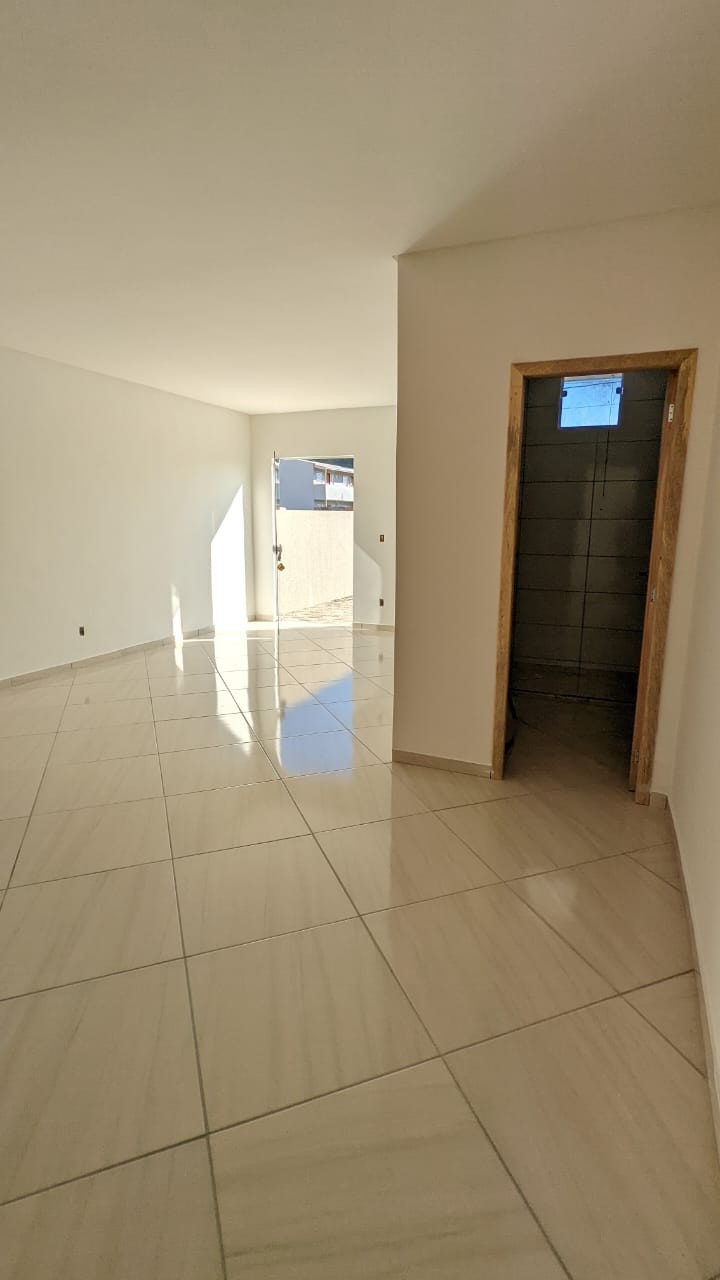 Casas itajaí bairro rio do meio, com 600m² de área, bem loca