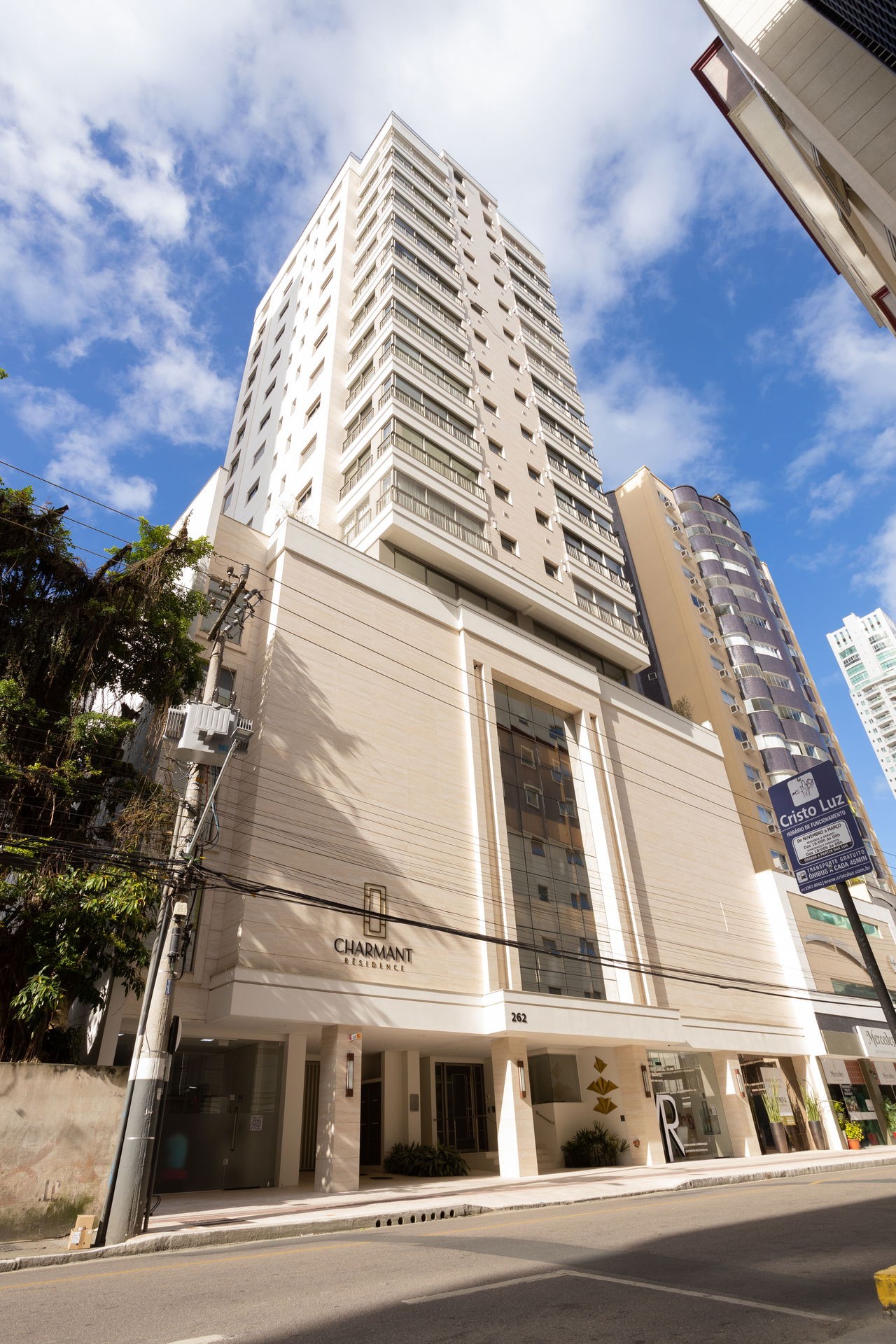 Apto pronto em balneário camboriú, com131,39m² área privativ