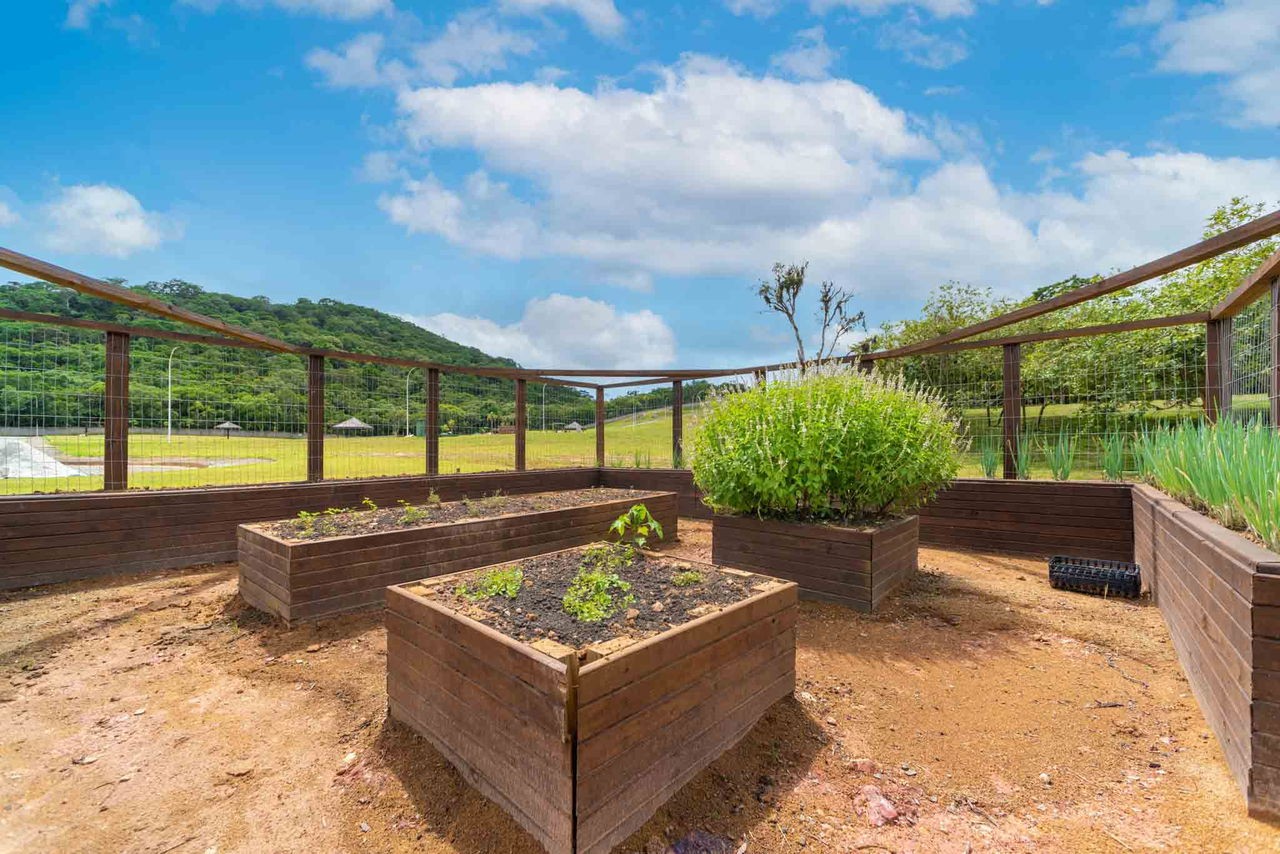 Terreno a venda bem localizado em camboriú/sc com 1.046,68m²