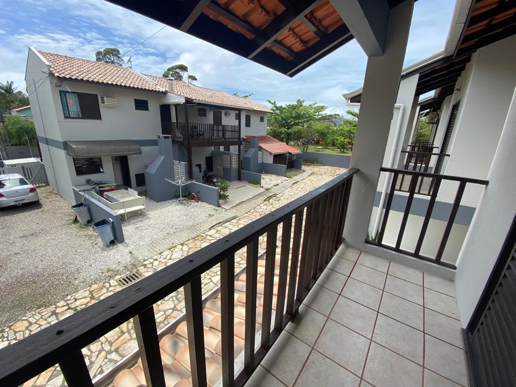 Casa pronta em bombinhas, com 115,08m² área privativa, sendo