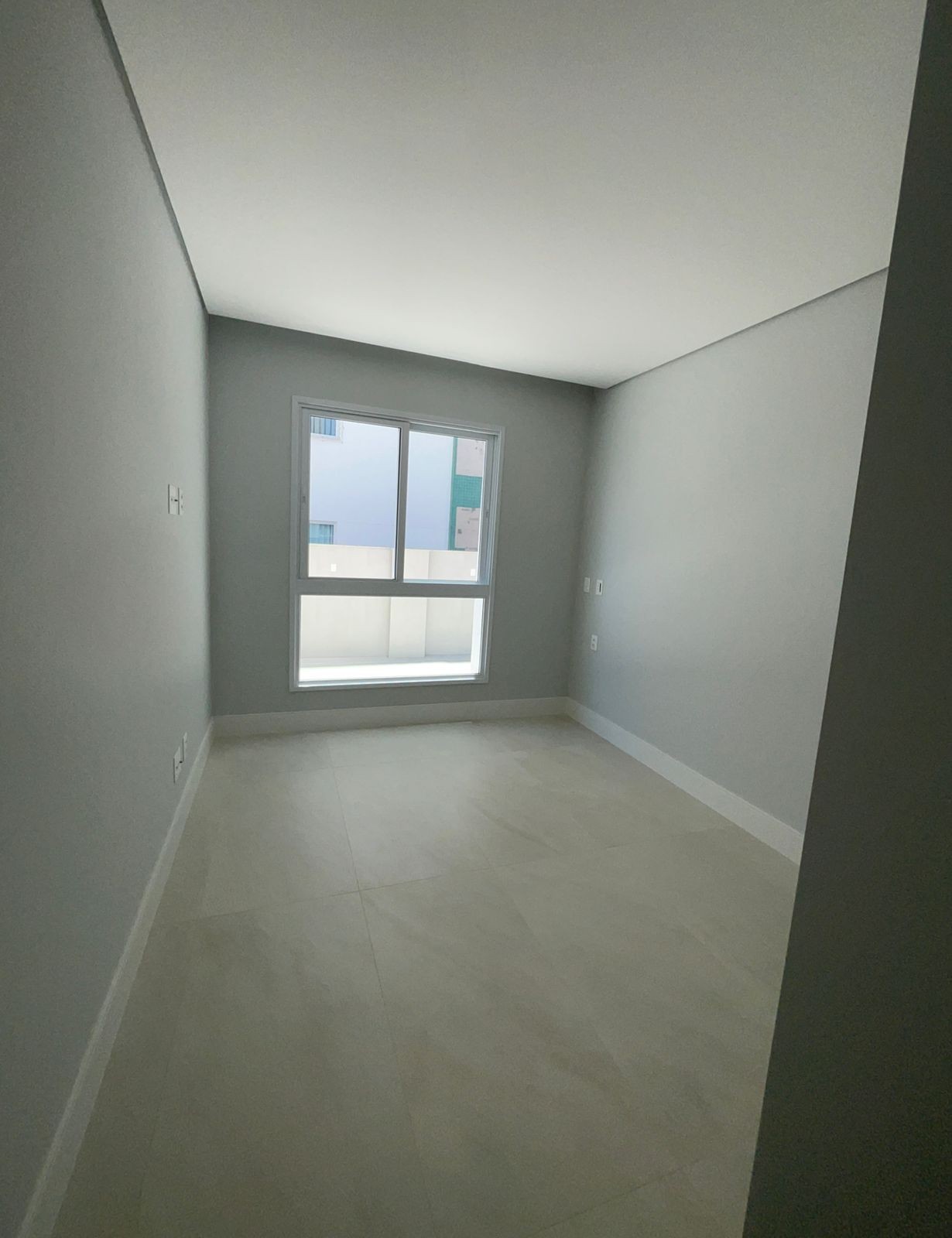Apto Pronto em balneário Cambiário, com 370,94m² área privativa com 4 dormitórios, sendo 2 suítes, área de lazer completa