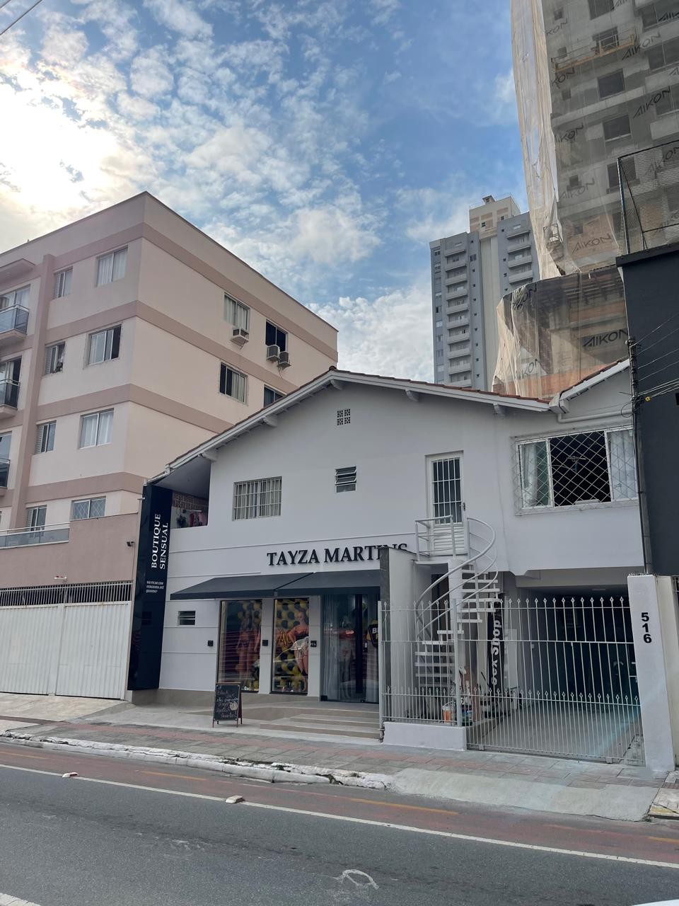Casa Pronta em Balneário Camboriú, com 116,70,m² de área privativa, não perca essa oportunidade