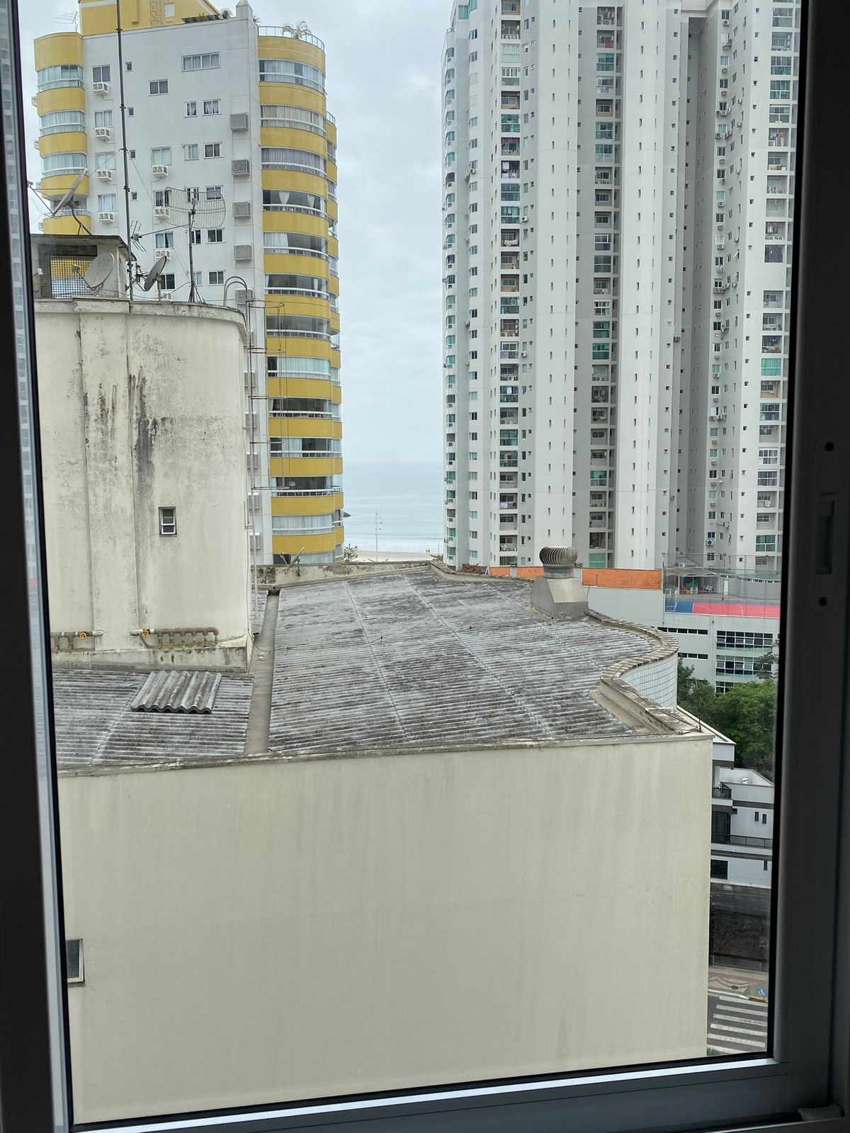 Apto pronto de luxo na cidade de balneário camboriú/sc, no b