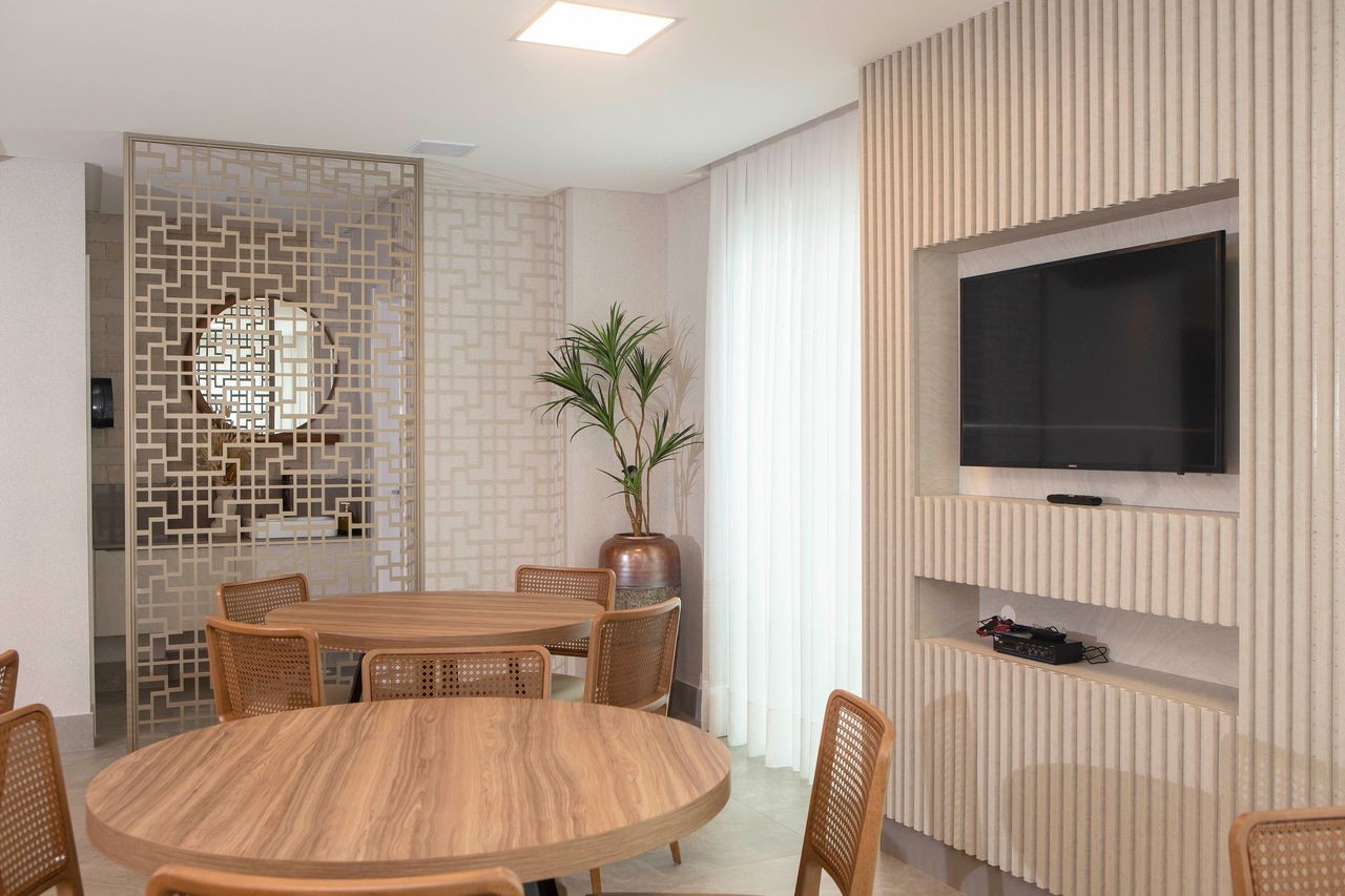 Apartamento de Luxo pronto no Centro de Balneário Camboriú-SC: 03 Quartos, 3 Suítes, 4 Banheiros, 3 Vagas, 135,60m².