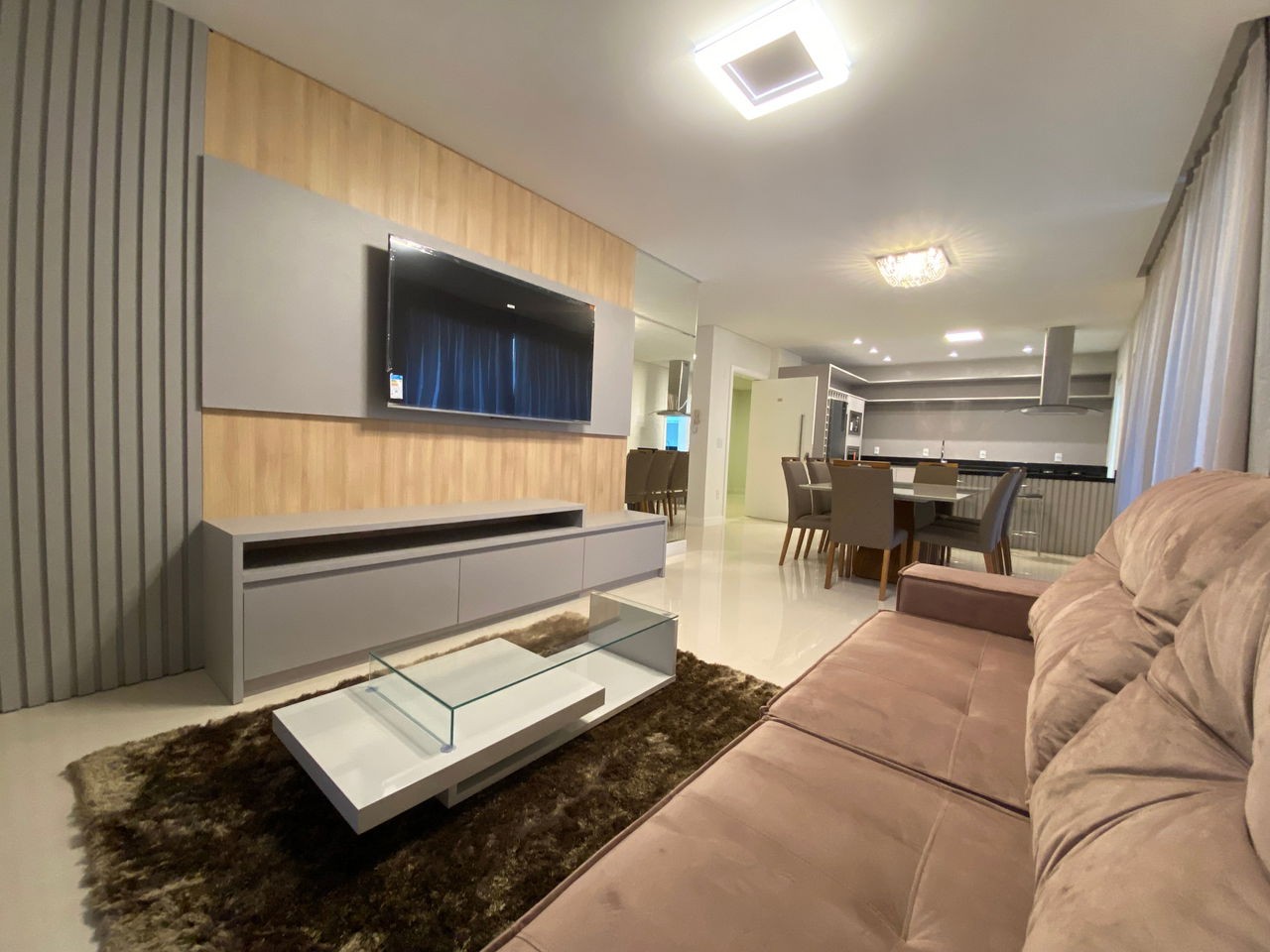 Apartamento Pronto em Itapema/SC bairro Meia Praia, com 142m² área privativa, não perca essa oportunidade