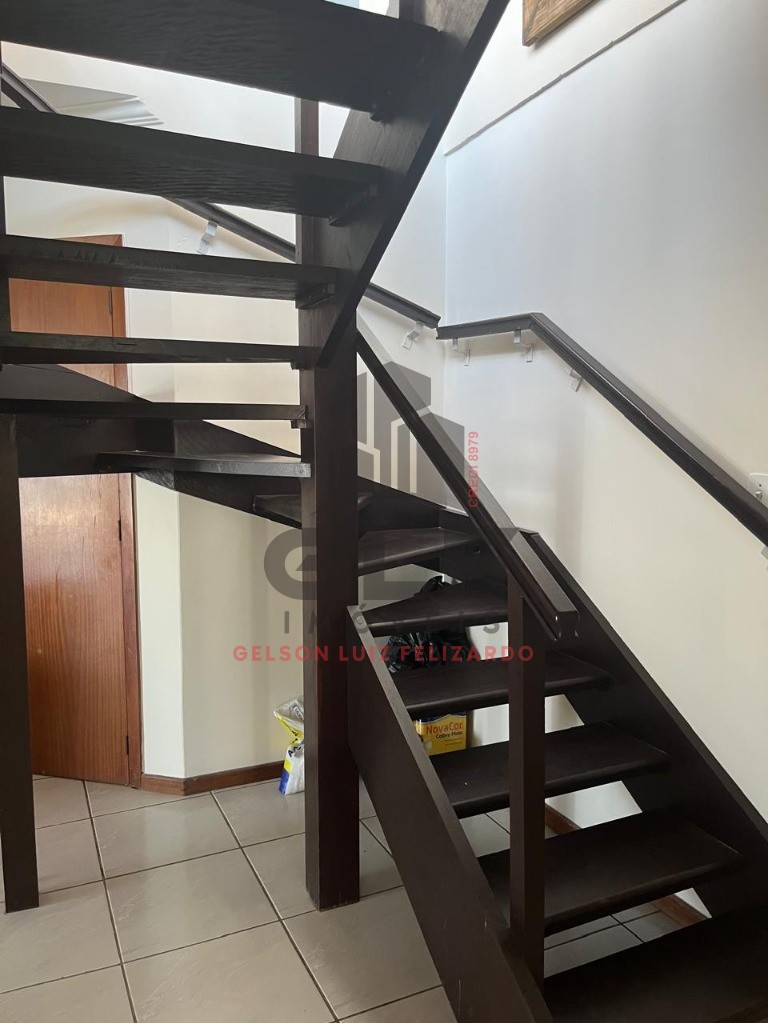 Apartamento Pronto em Itapema/SC bairro Meia Praia, com 250,27m² área privativa sendo 4 dormitórios e 2 suítes, 2 vagas de garagem, bem localizado