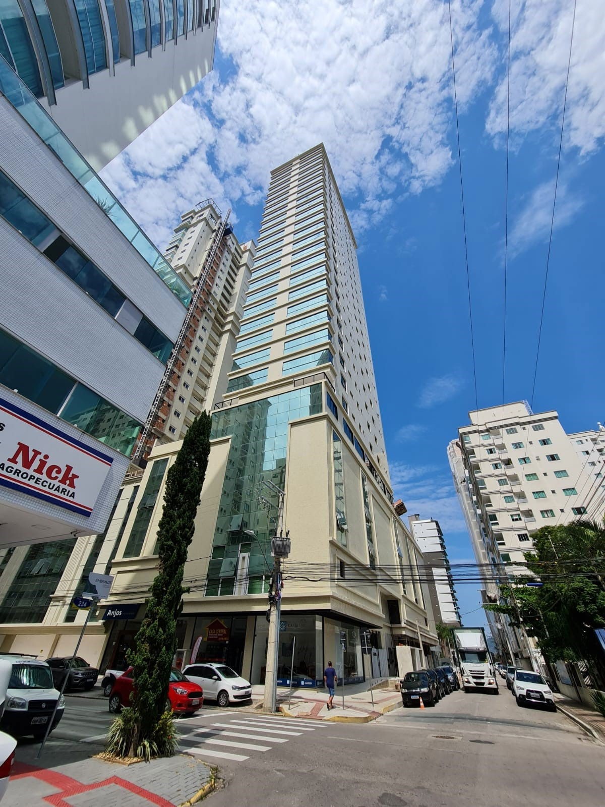 Apartamento pronto na cidade de itapema/sc no bairro andorin