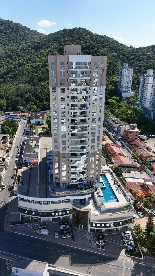 Apartamento Pronto em Itajaí/SC, com 123,28m² área privativa, não perca essa oportunidade