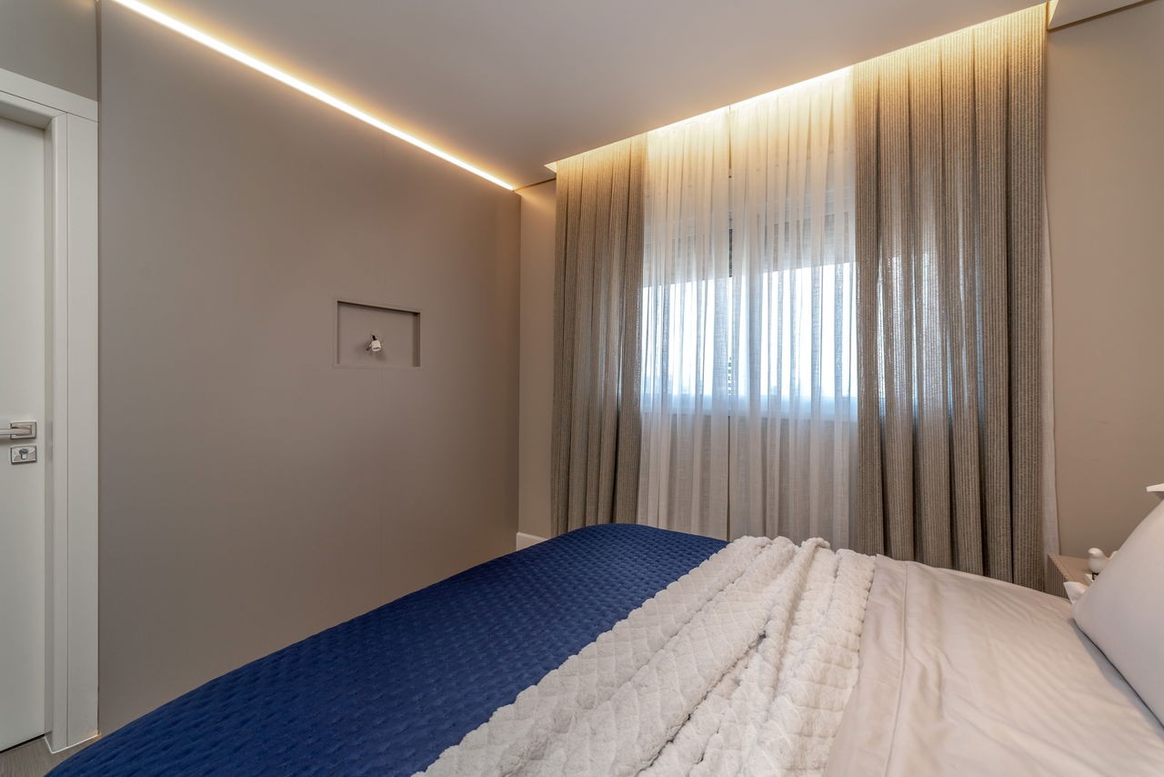 Luxuoso apartamento pronto à venda no Centro de Balneário Camboriú-SC: 4 quartos, 4 suítes, 4 banheiros, 4 vagas de garagem, 233m².