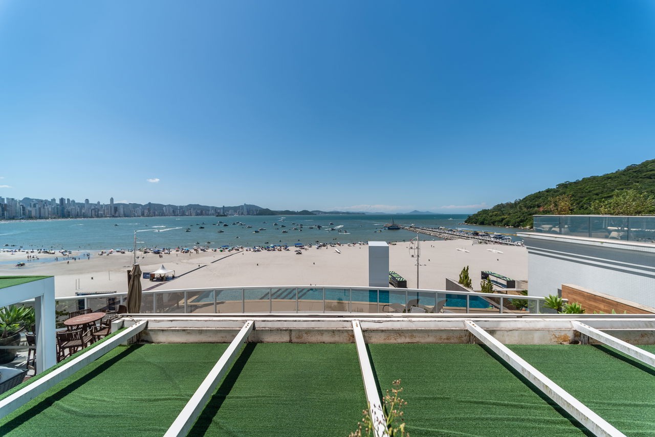 Apartamento de Luxo pronto à Venda no Centro de Balneário Camboriú-SC: 4 Quartos, 4 Suítes, 5 Banheiros, 4 Vagas de Garagem, 237m² de Área