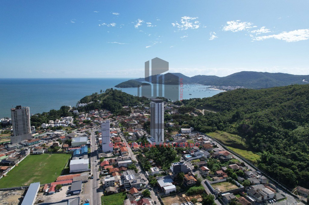 Apartamento em construção em porto belo/sc no bairro vila no