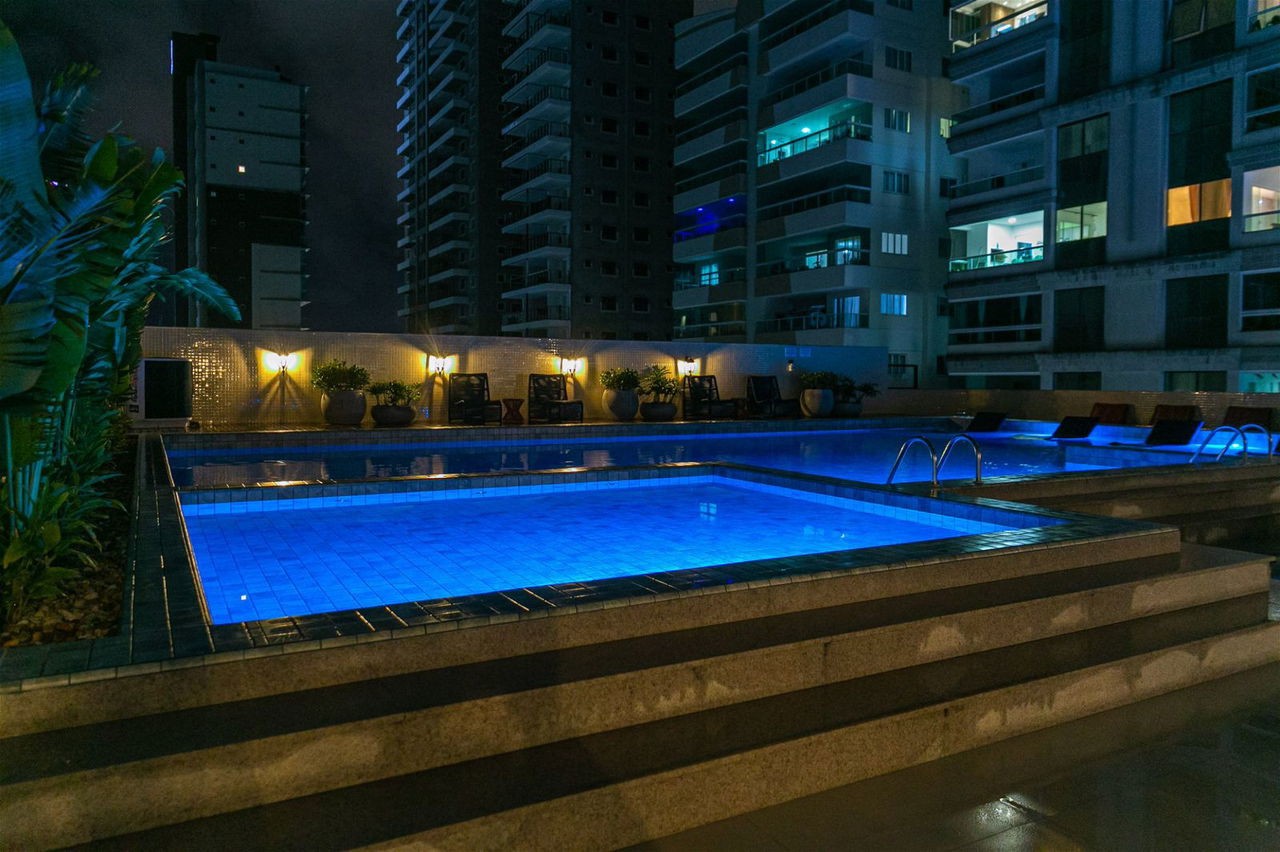 Apartamento Novo e Pronto para Morar em Itapema/SC no bairro Andorinha, a 480m do mar, com 137m², 3 Suítes e 3 Vagas de garagem, com Lazer Completo.